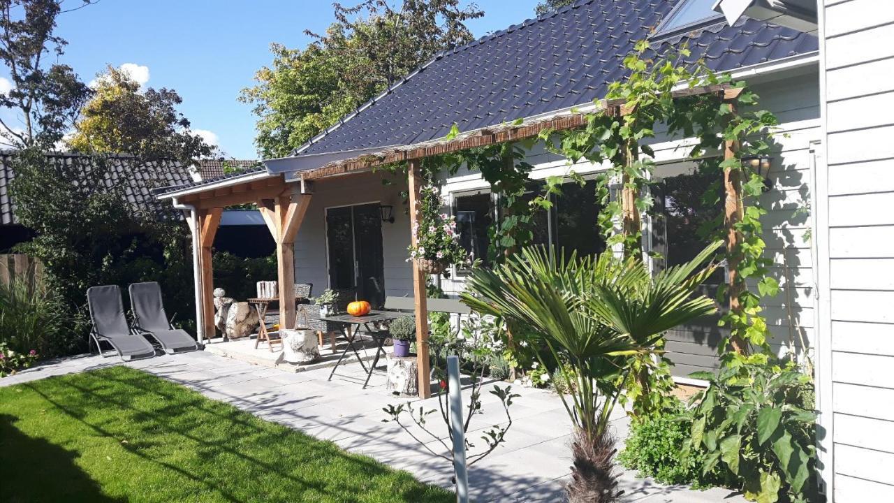 Villa Woubrugge Logies Exterior foto