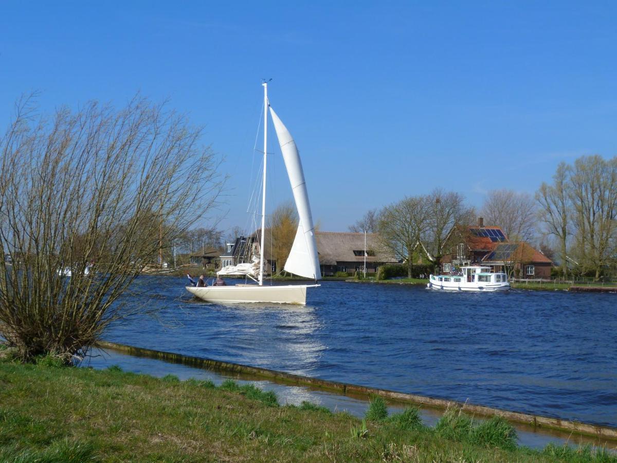 Villa Woubrugge Logies Exterior foto